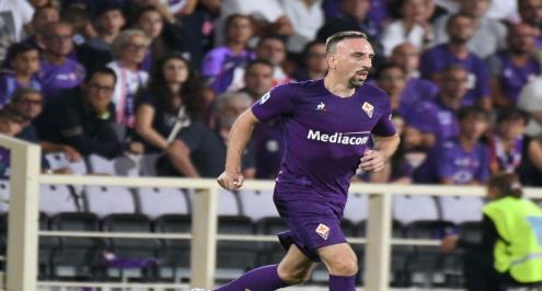 ريبيري يعتذر بعد تعديه على الحكم المساعد في مواجهة لاتسيو